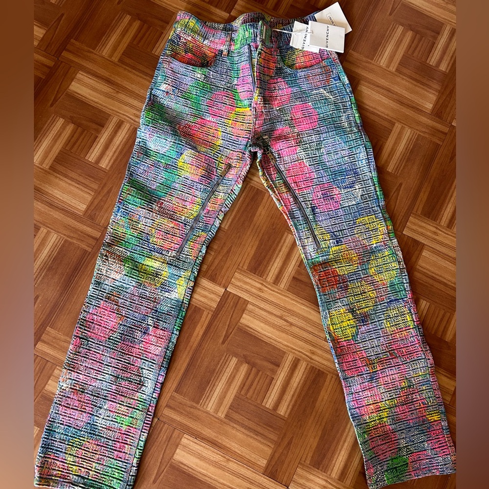 🛑 SOLD 🛑 Men’s Givenchy Jeans